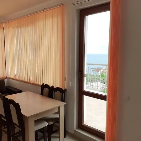 Смокините Hotel de apartamente *